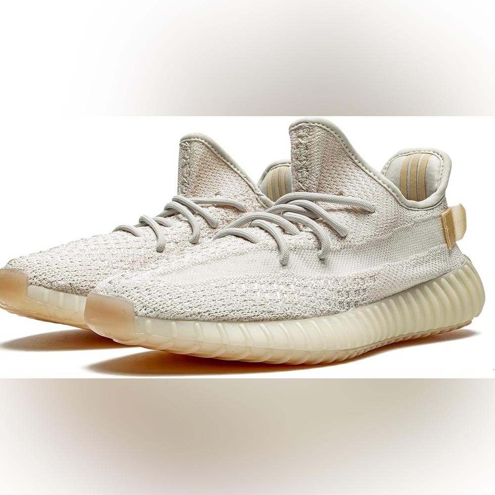 adidas Mens Yeezy Boost 350 V2 size US 5
